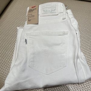 White Levi Jeans - Never Worn